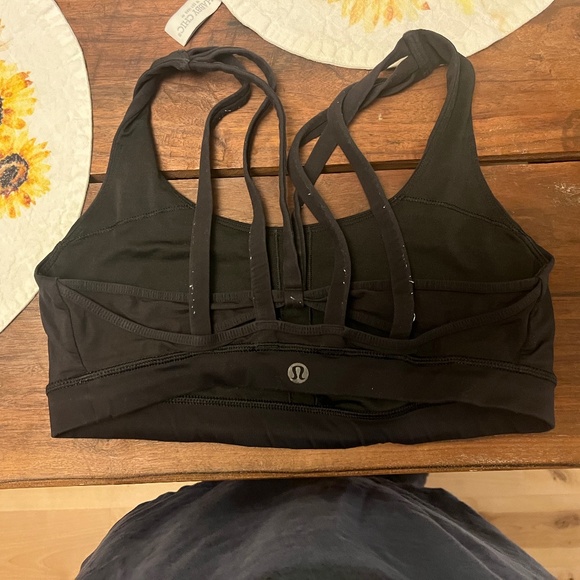 Black lululemon sports bra - Picture 2 of 2